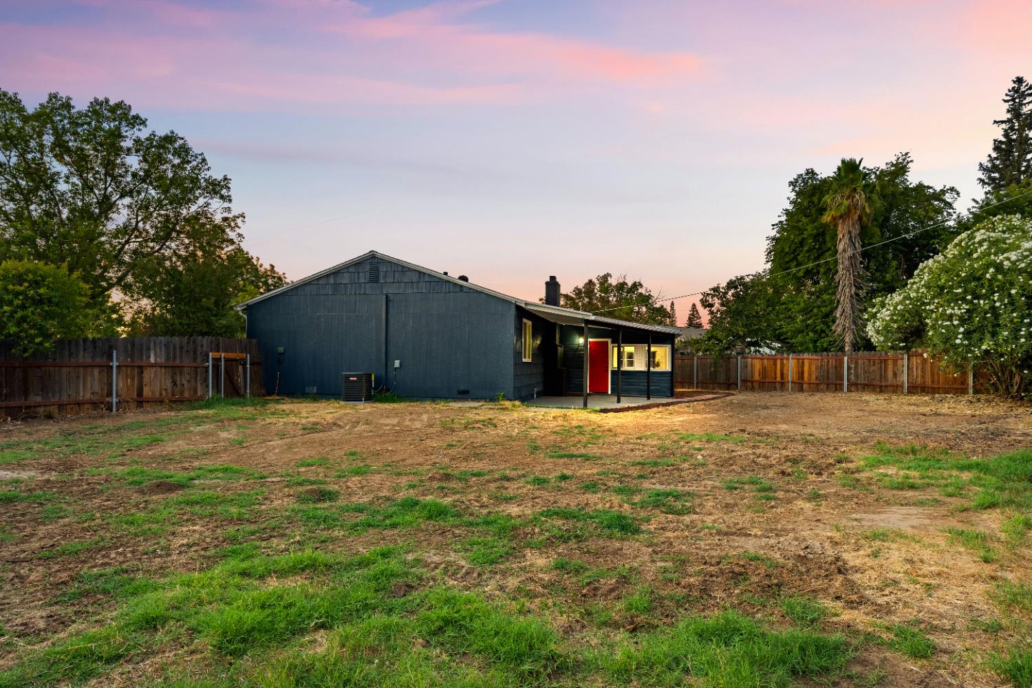 2133 Rossmoor Drive