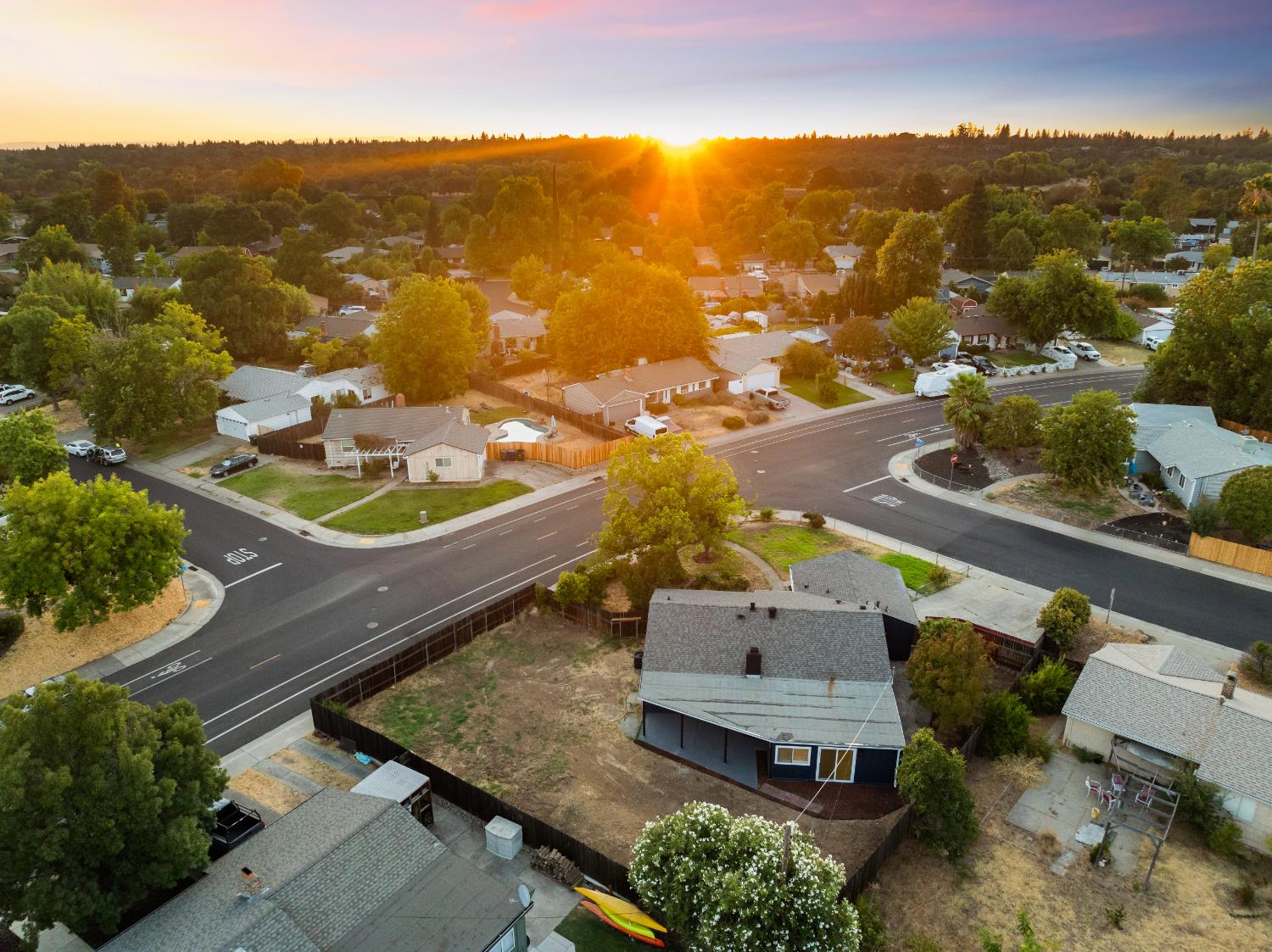 2133 Rossmoor Drive