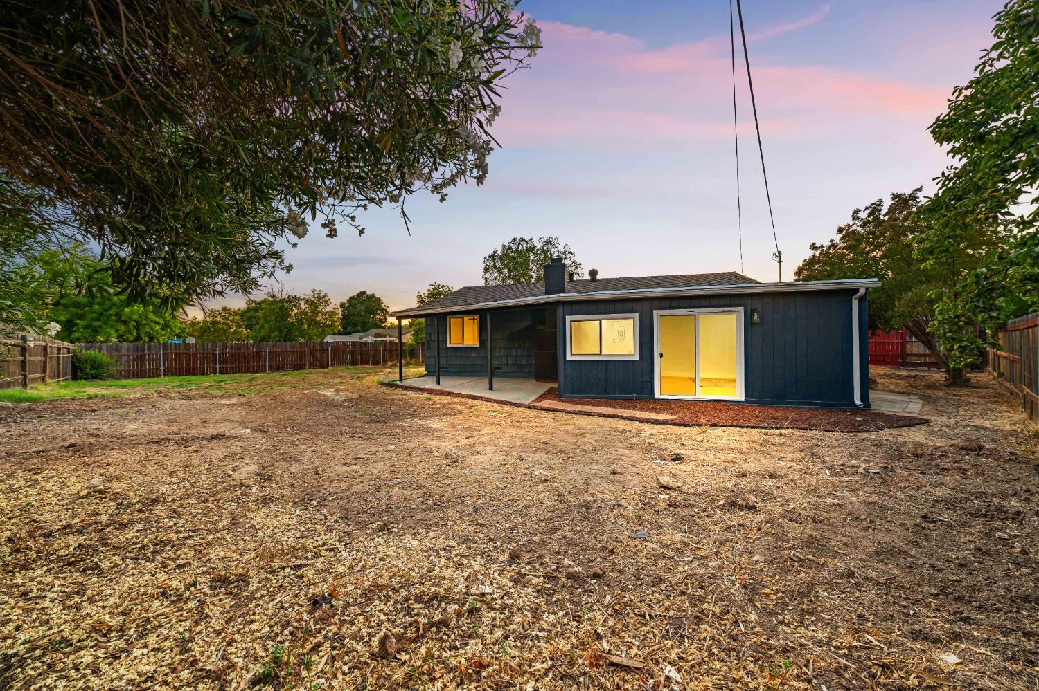 2133 Rossmoor Drive