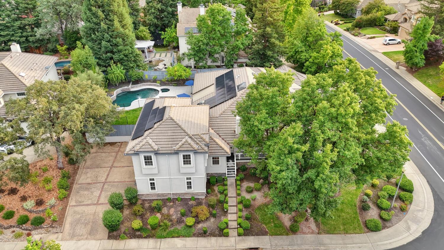 5004 Highgrove Court