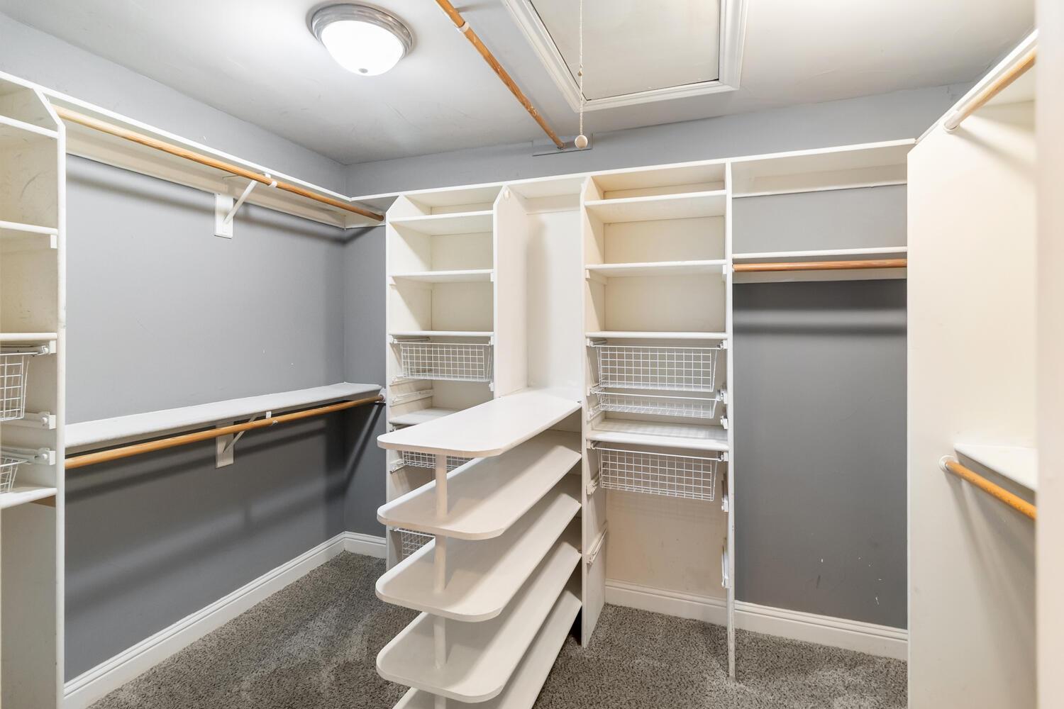 5004 Highgrove Court