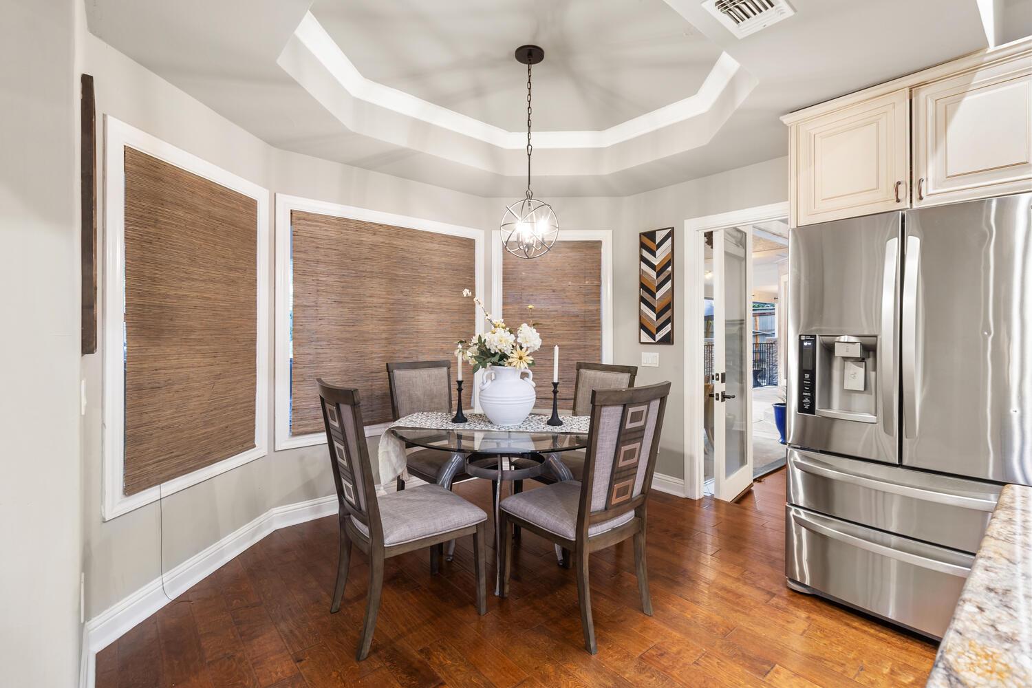 5004 Highgrove Court