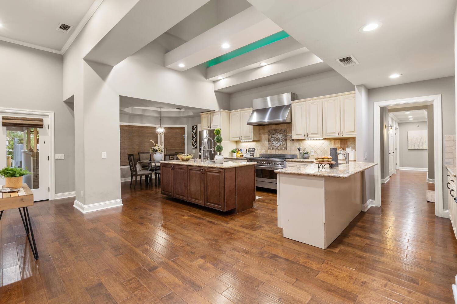 5004 Highgrove Court