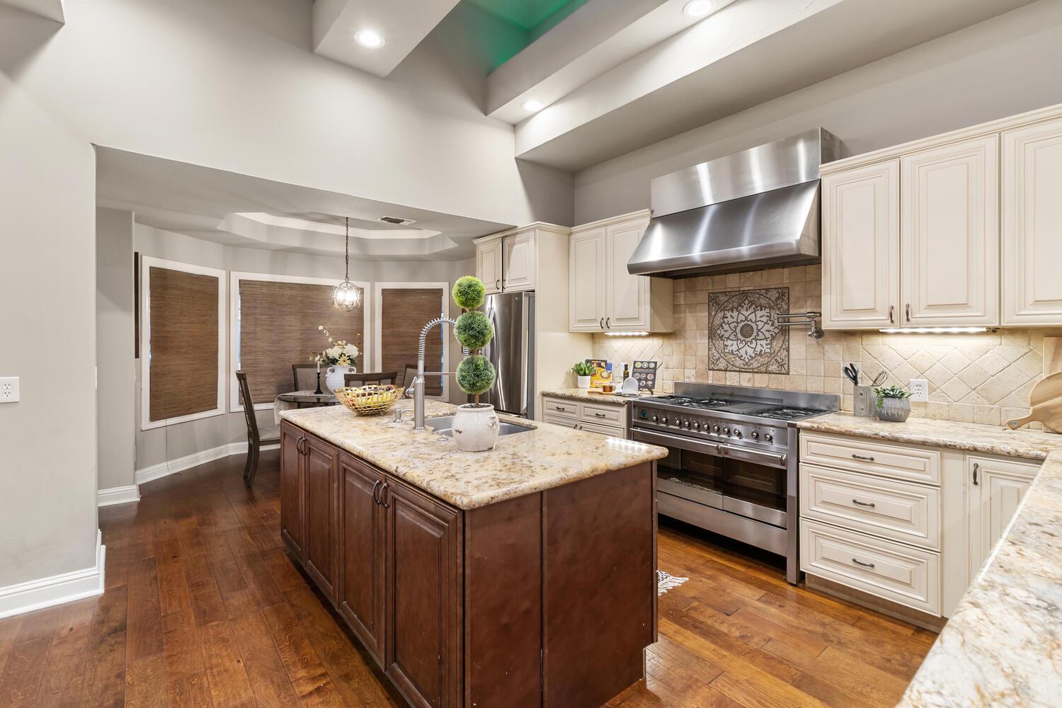 5004 Highgrove Court