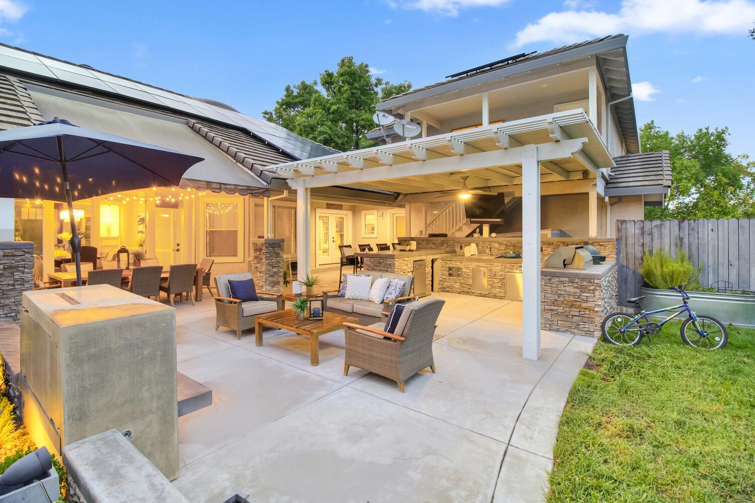 5004 Highgrove Court