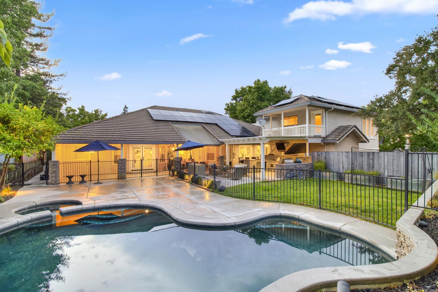 5004 Highgrove Court