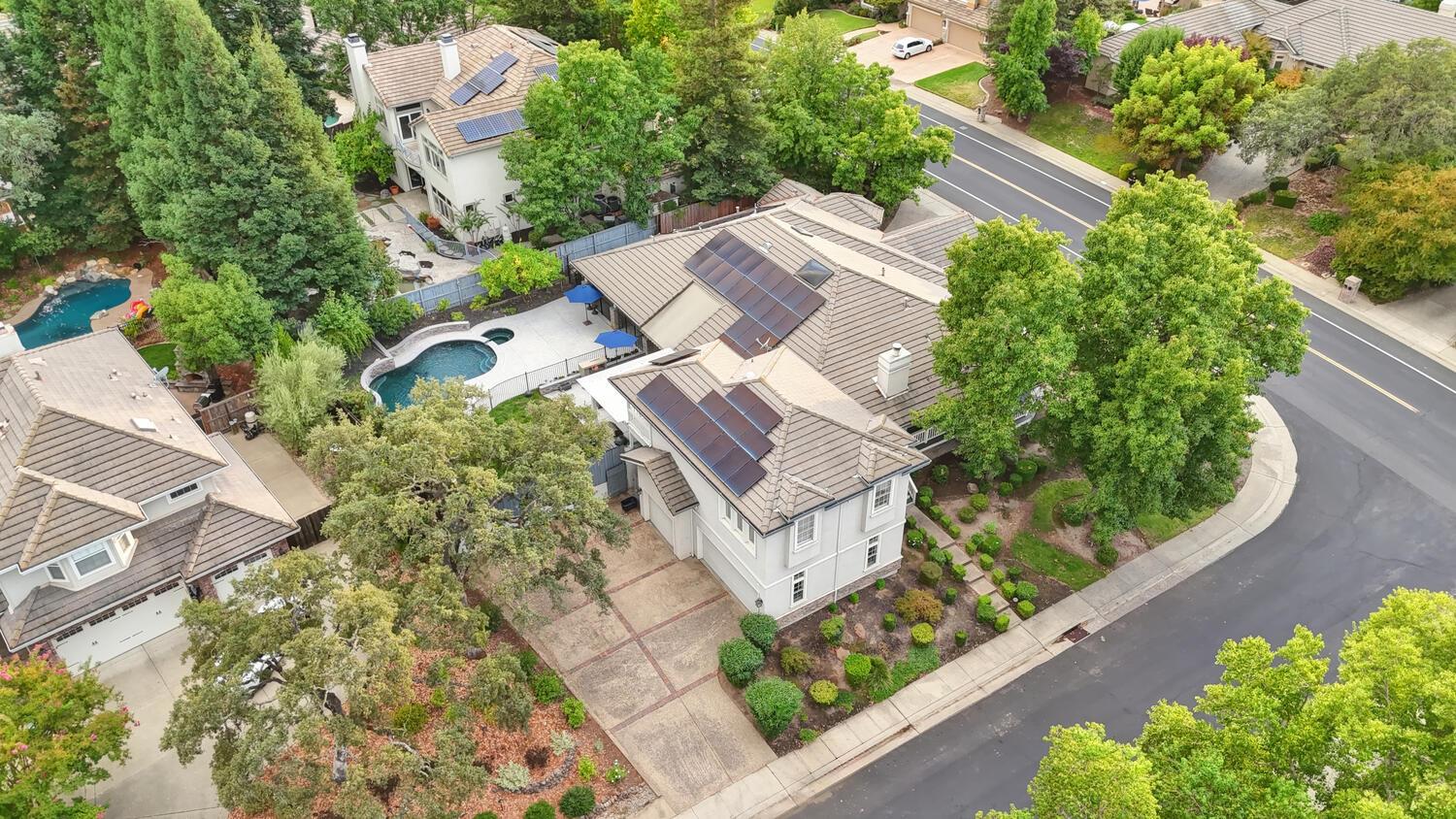 5004 Highgrove Court