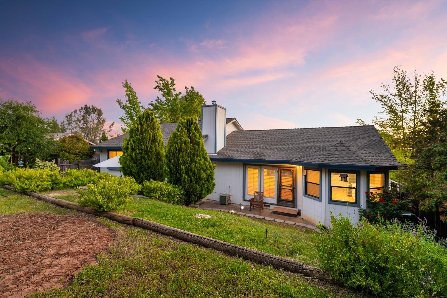 3529 Santos Circle