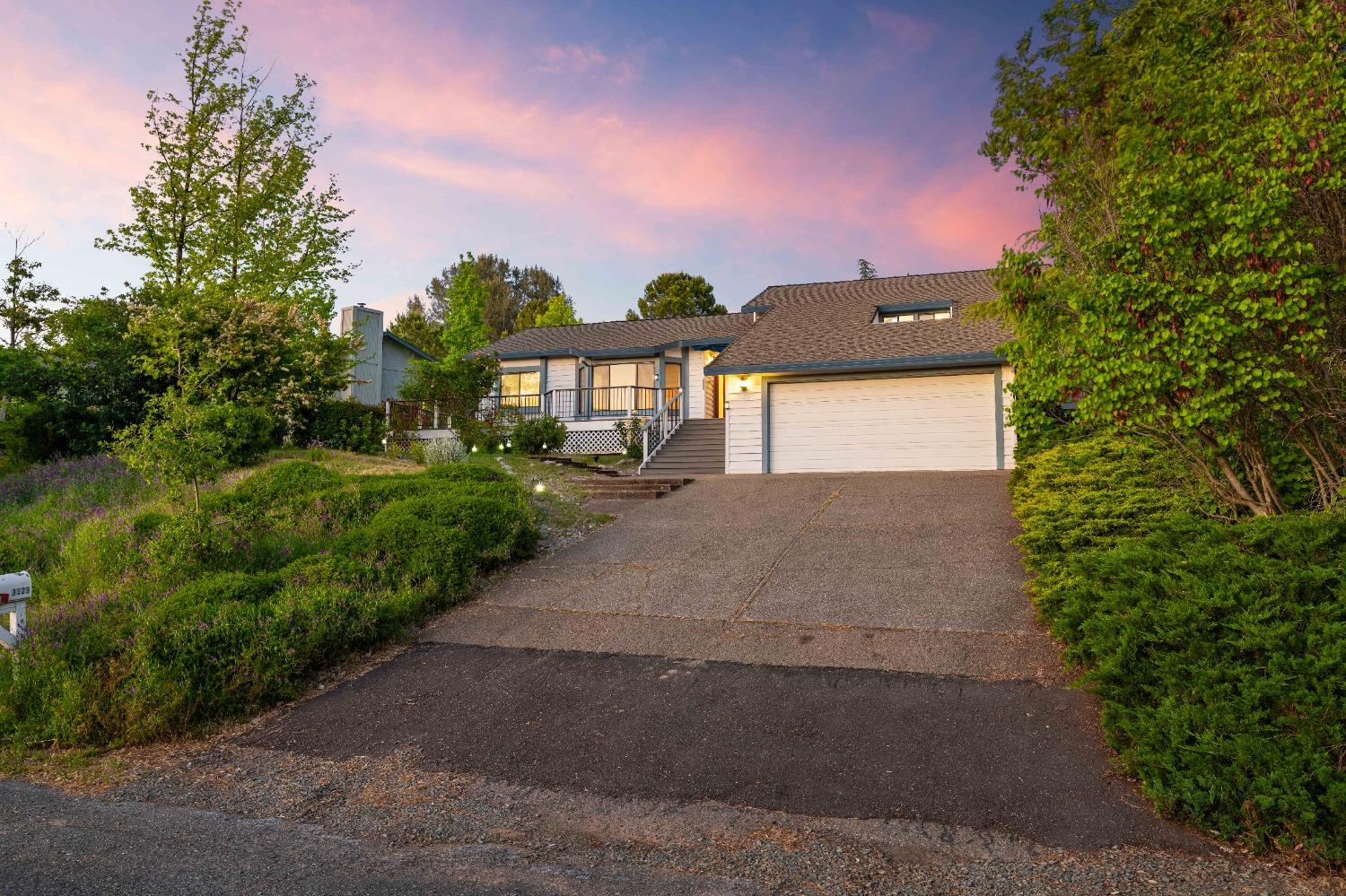 3529 Santos Circle