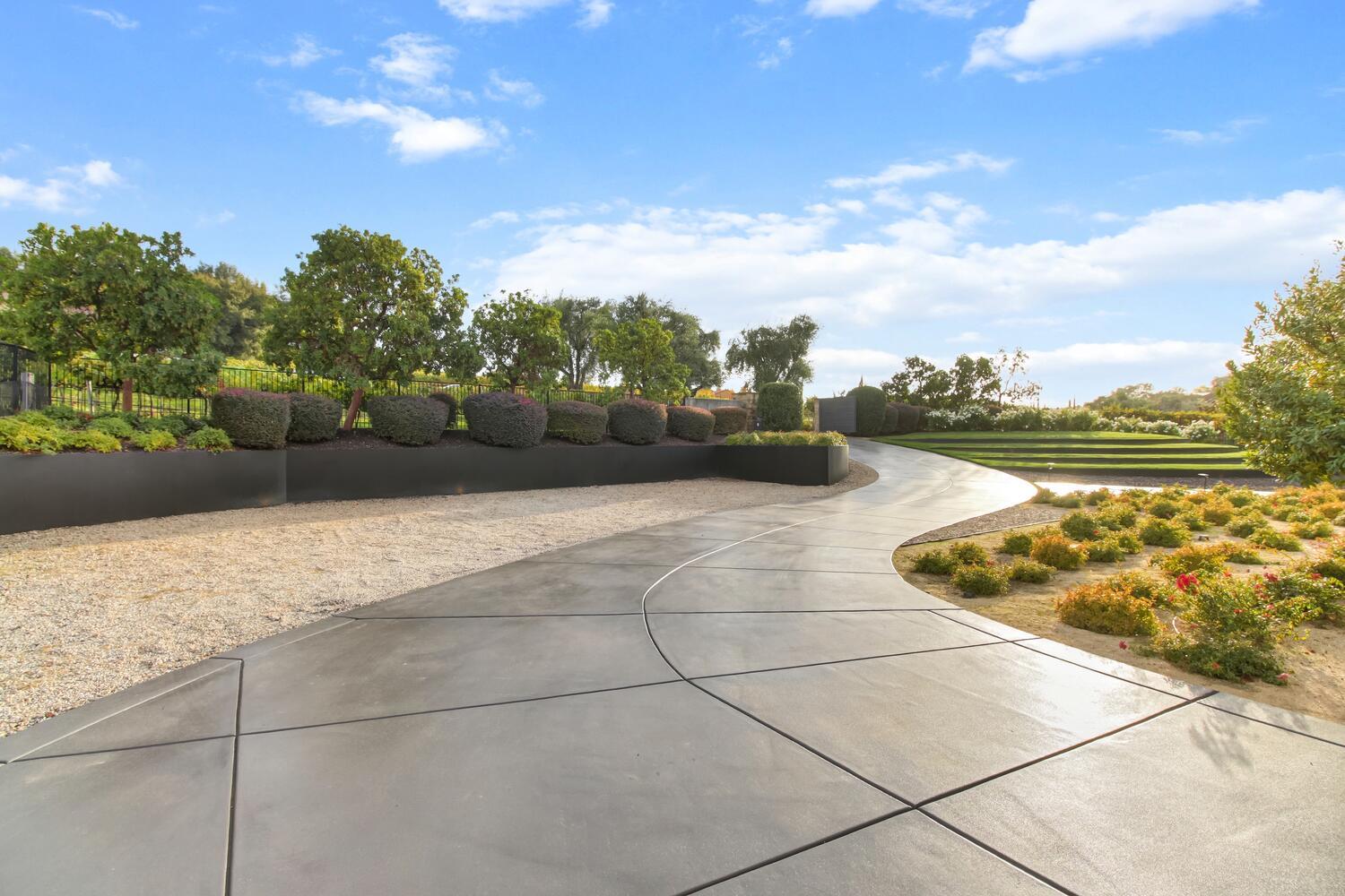 6505 Rutherford Canyon Road