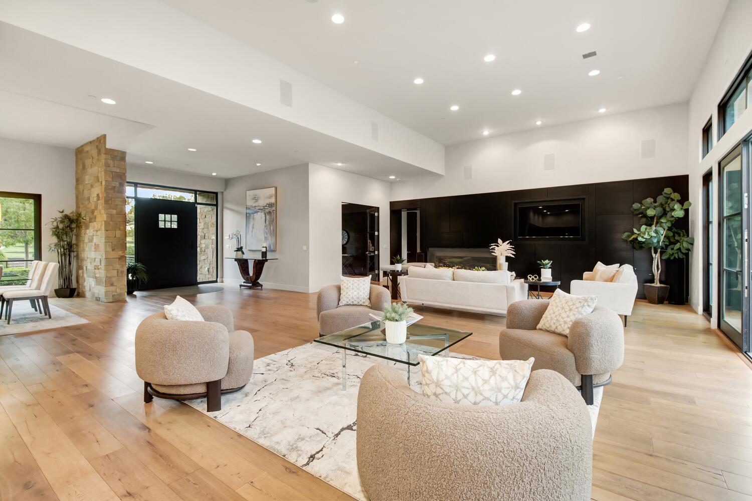 6505 Rutherford Canyon Road