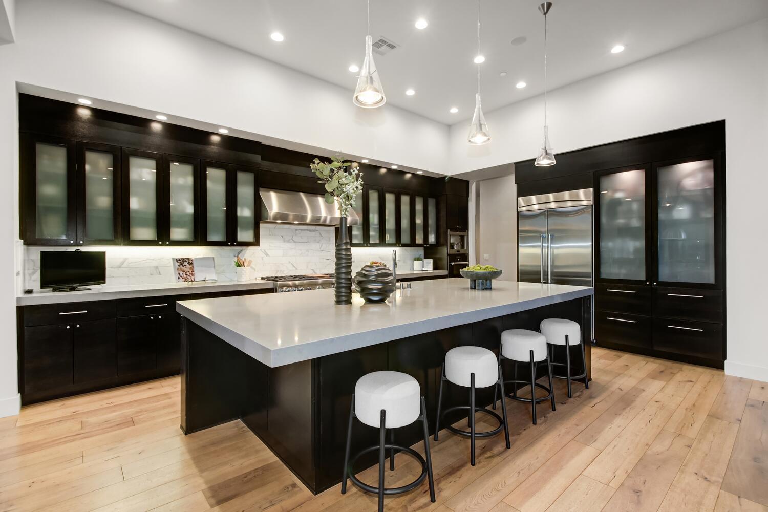 6505 Rutherford Canyon Road