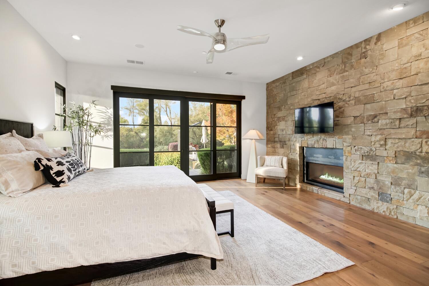 6505 Rutherford Canyon Road