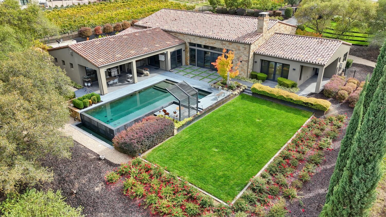 6505 Rutherford Canyon Road