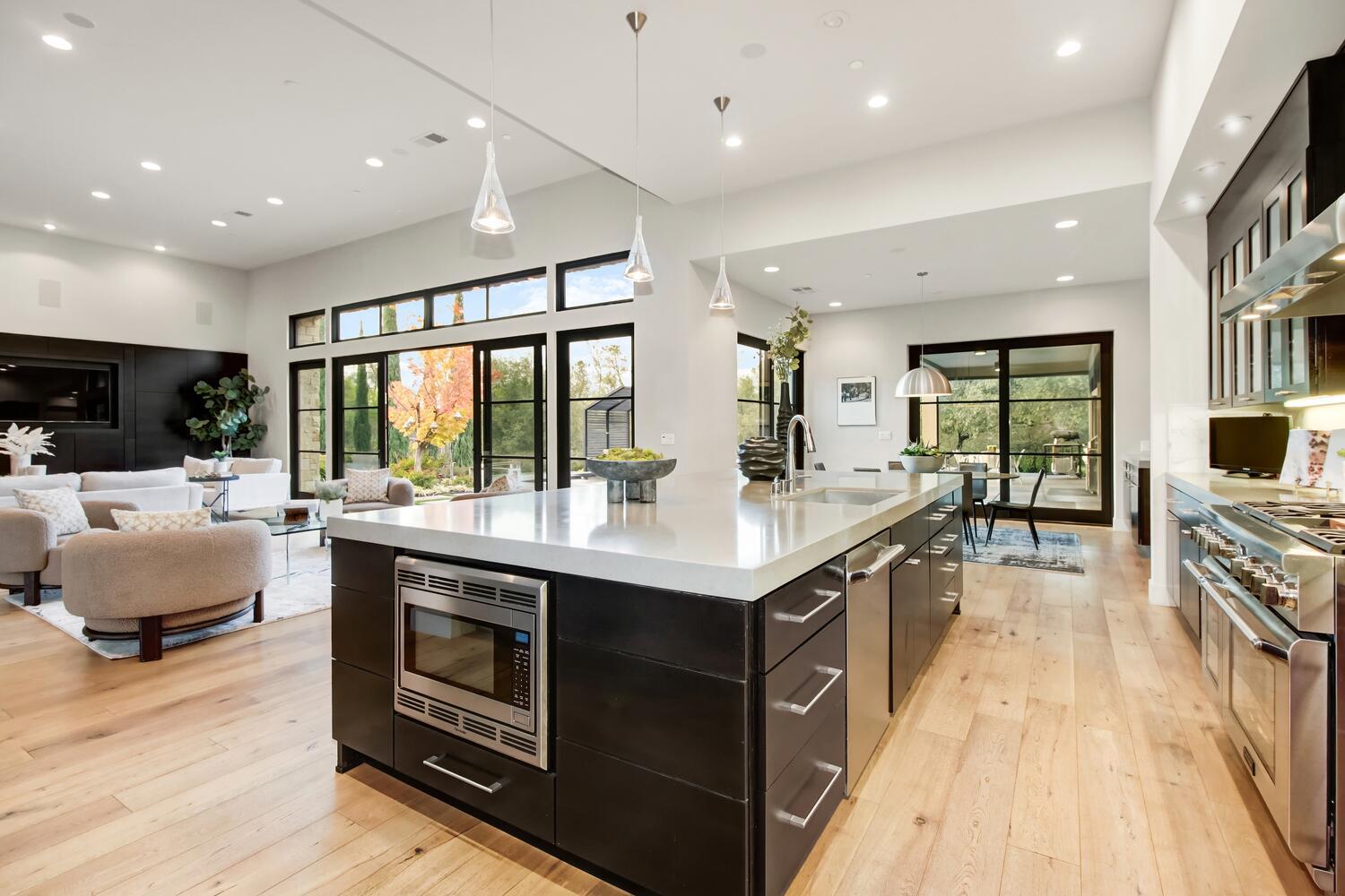 6505 Rutherford Canyon Road