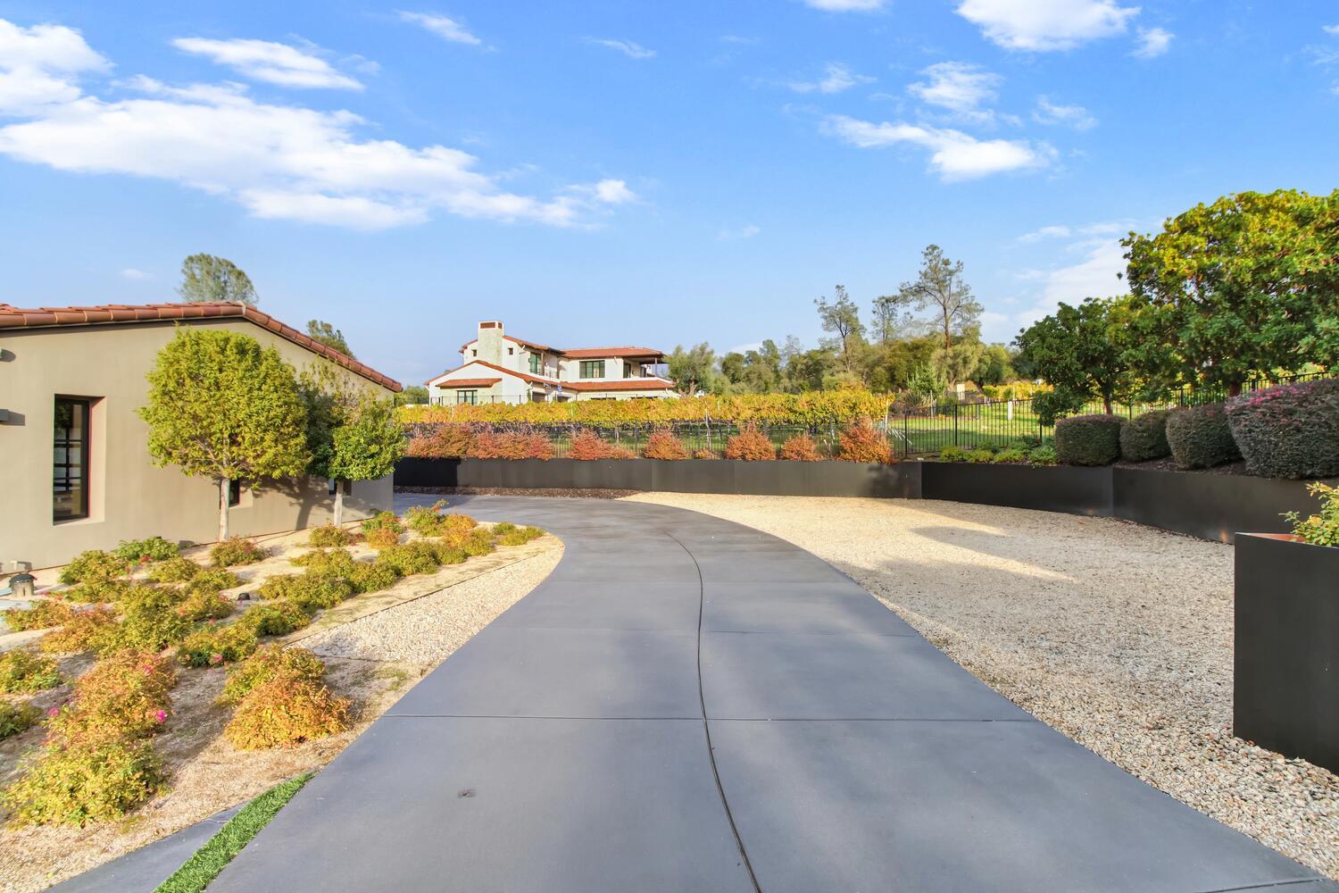 6505 Rutherford Canyon Road