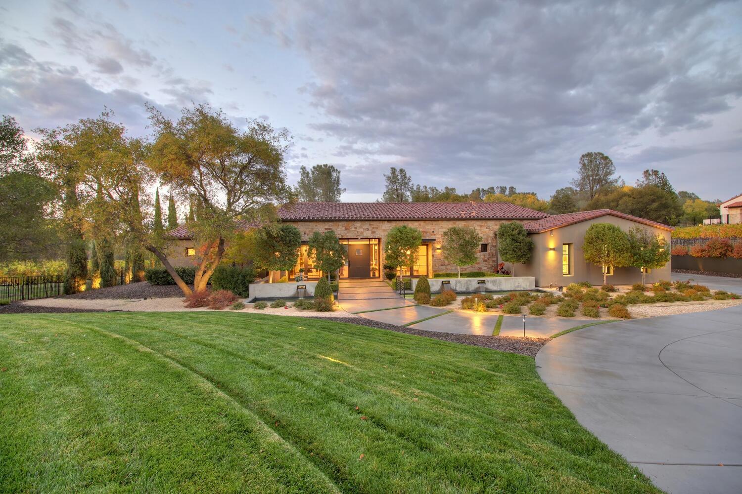 6505 Rutherford Canyon Road