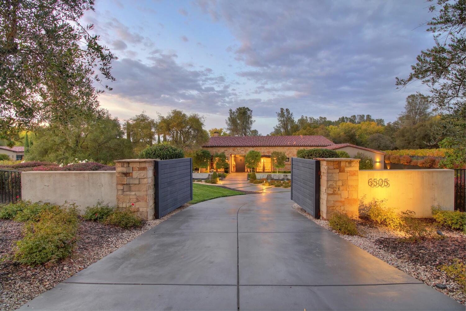 6505 Rutherford Canyon Road