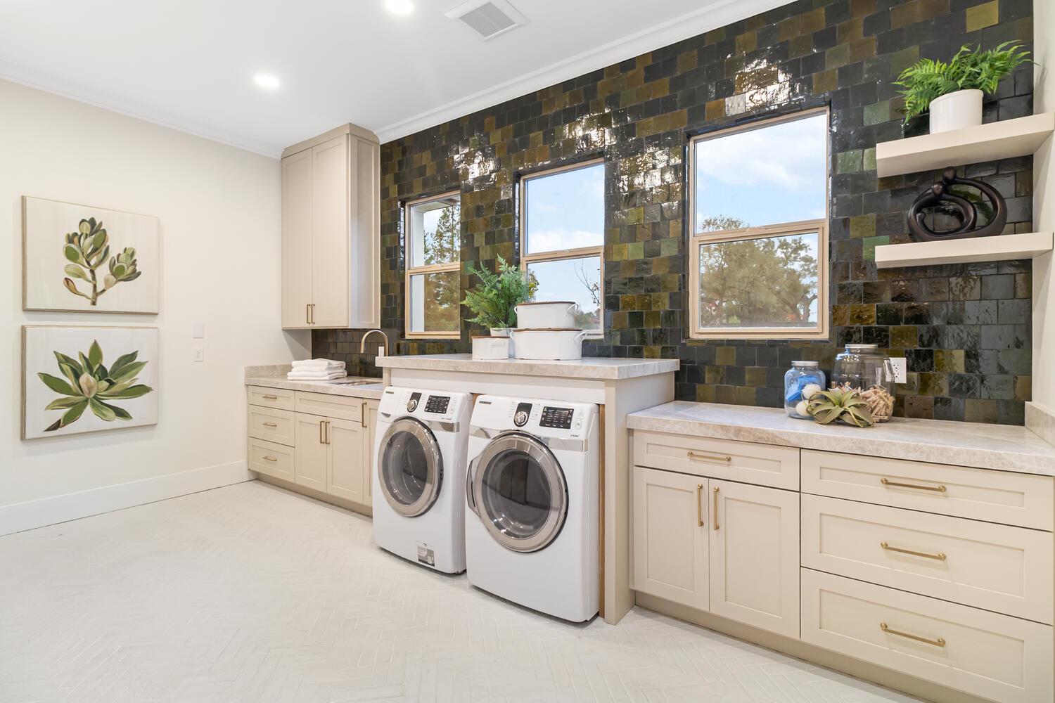 3521 Val Verde Road 3511