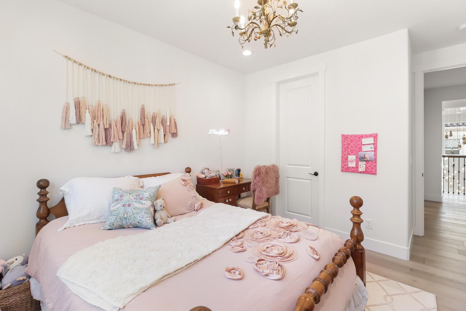 810 Fallen Log Court