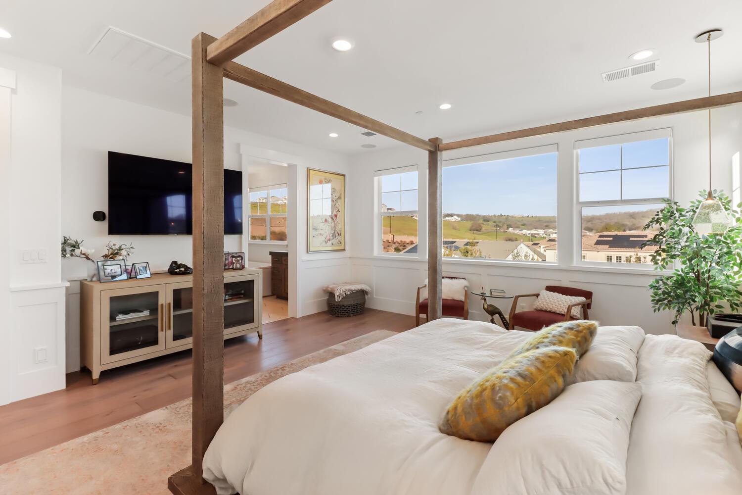 810 Fallen Log Court