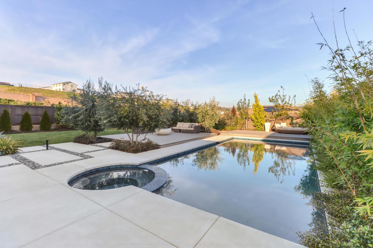 810 Fallen Log Court