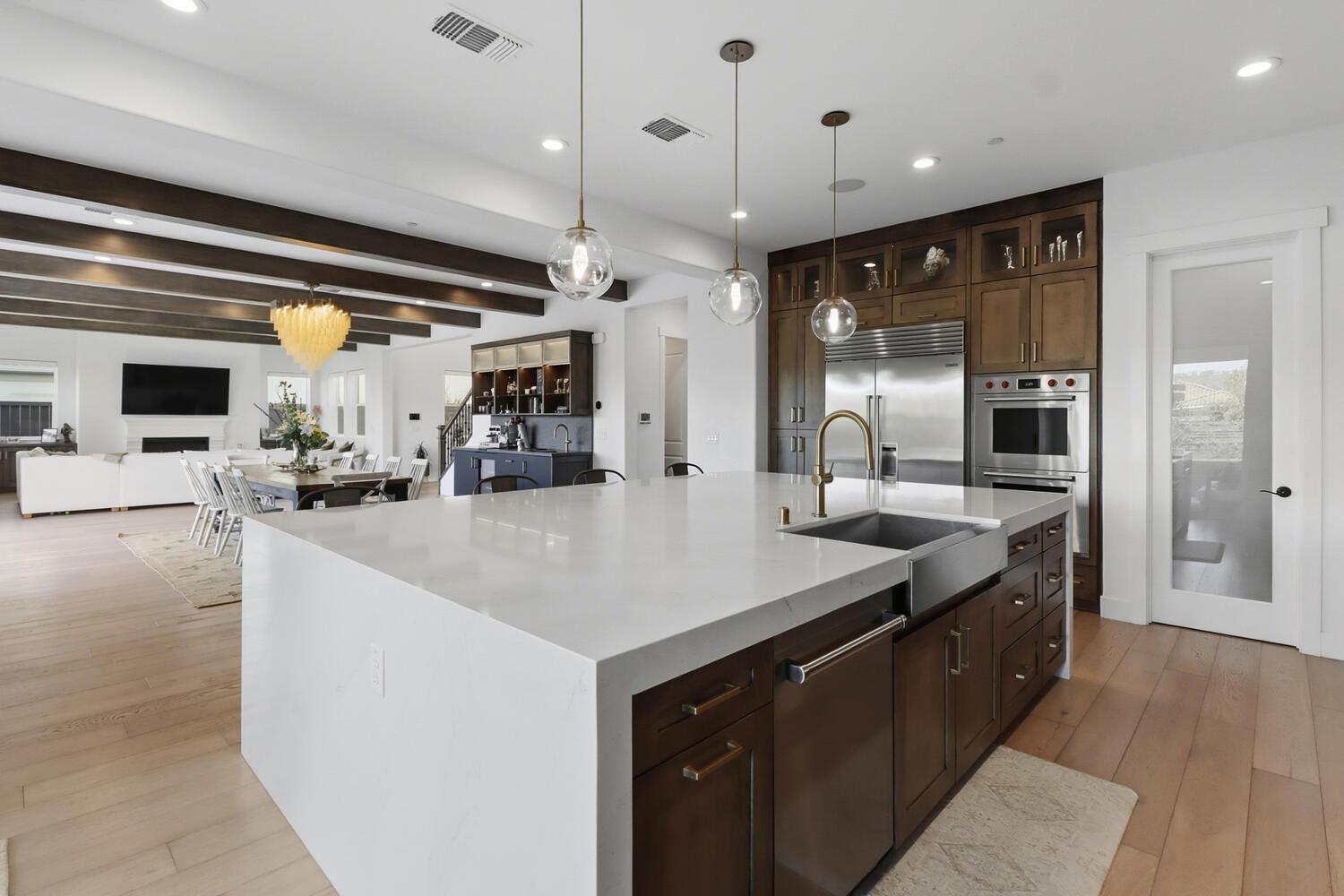 810 Fallen Log Court