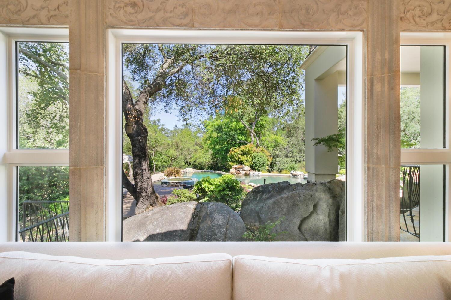 6000 Greystone Place