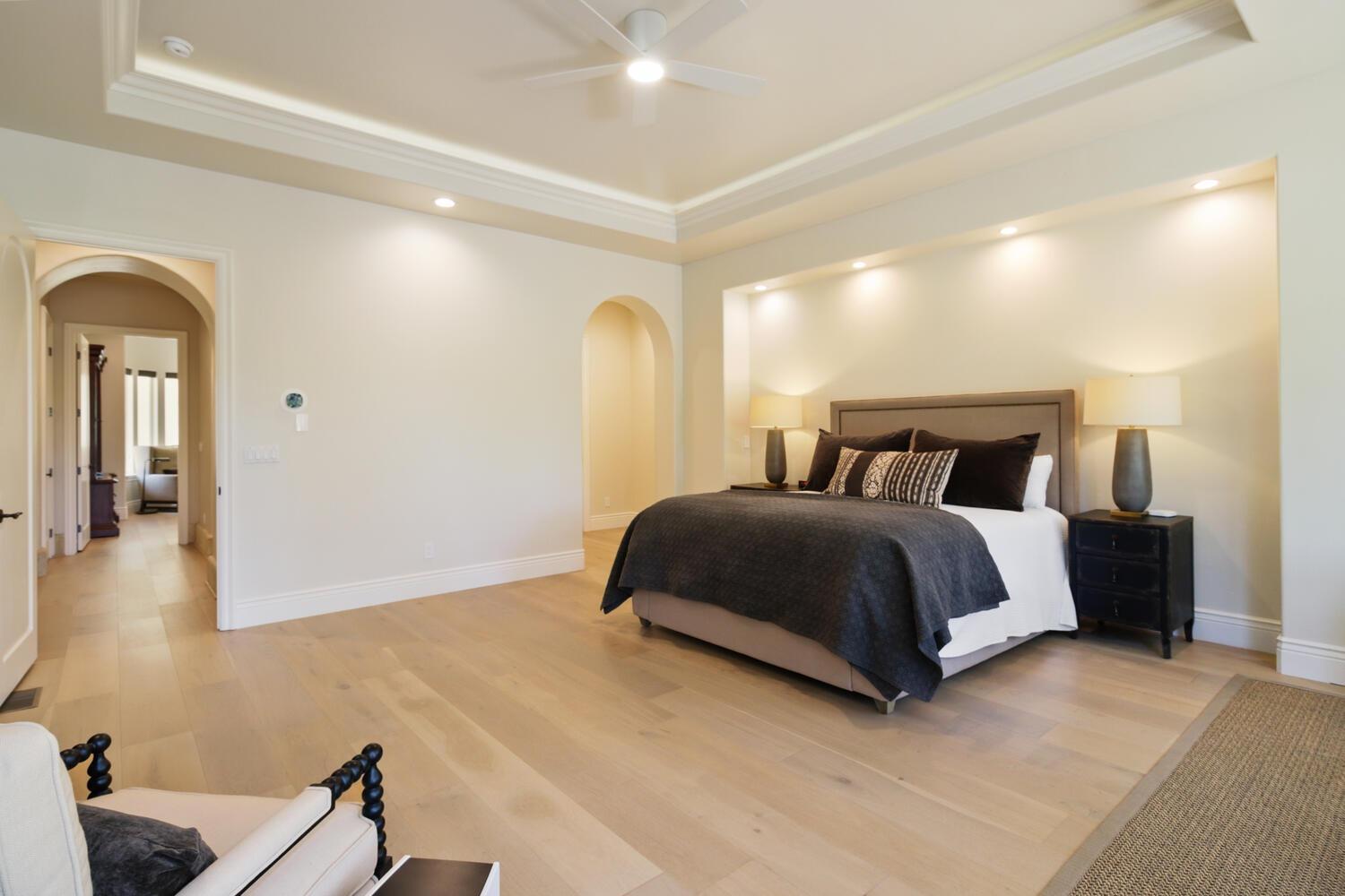 6000 Greystone Place