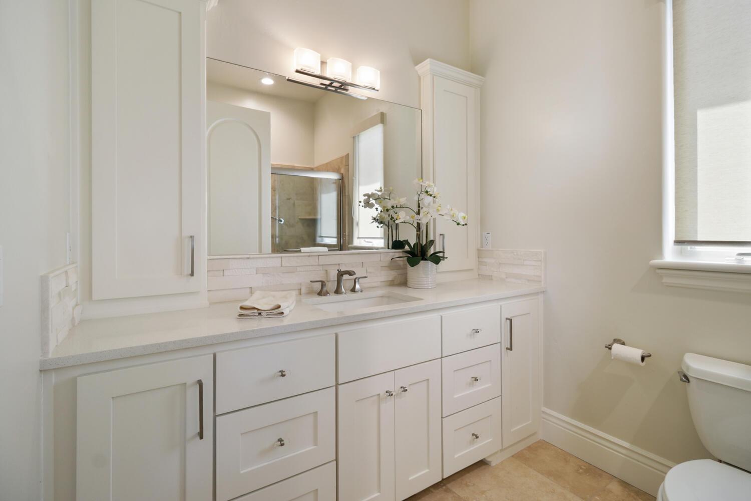 6000 Greystone Place