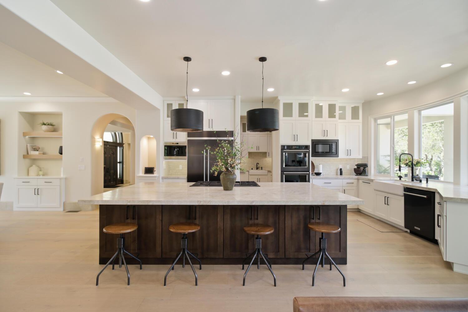 6000 Greystone Place