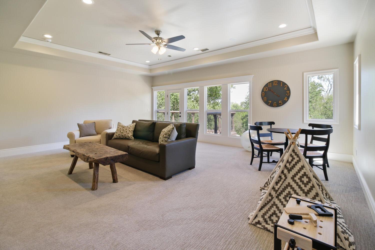 6000 Greystone Place