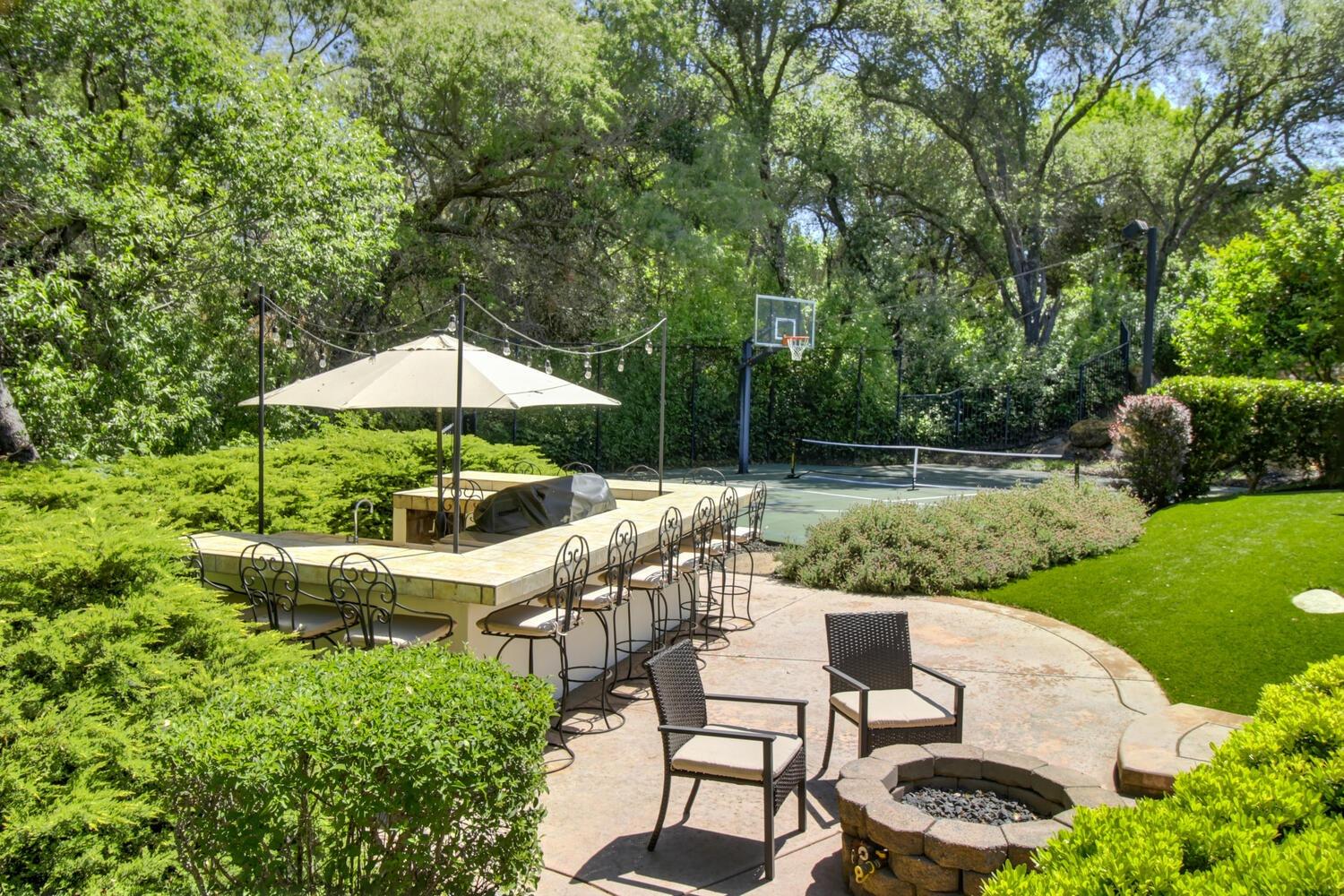 6000 Greystone Place