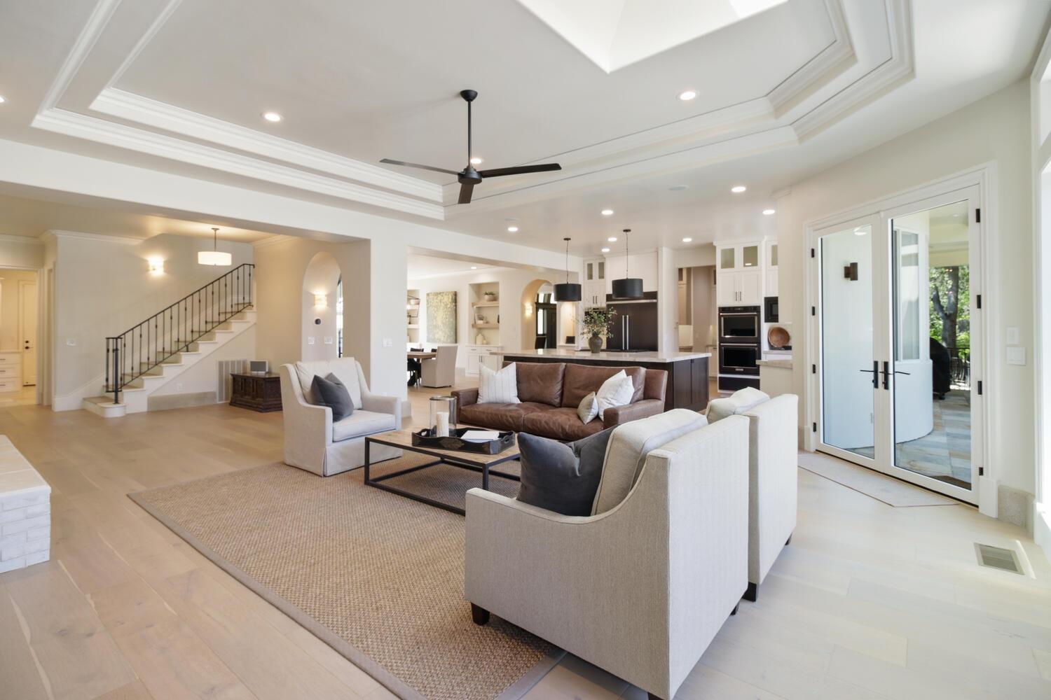 6000 Greystone Place