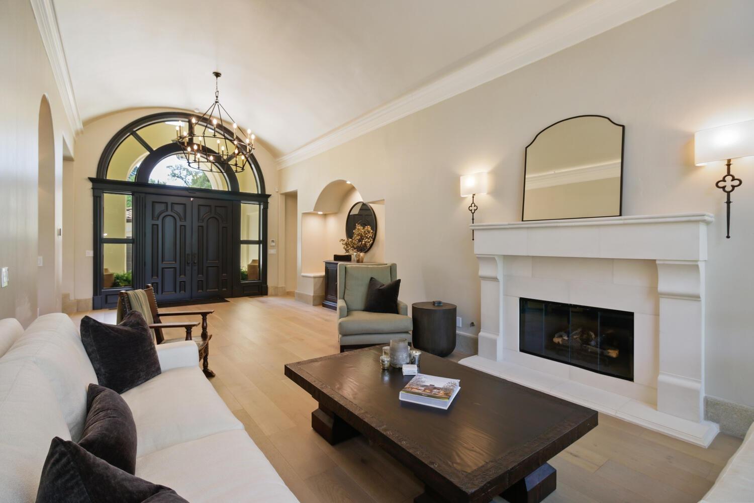 6000 Greystone Place