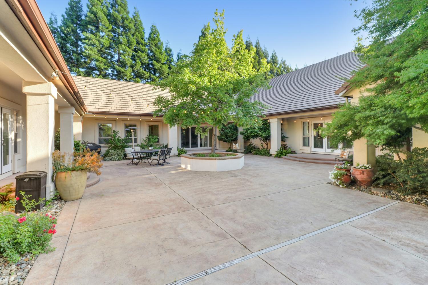 5052 Eureka Road