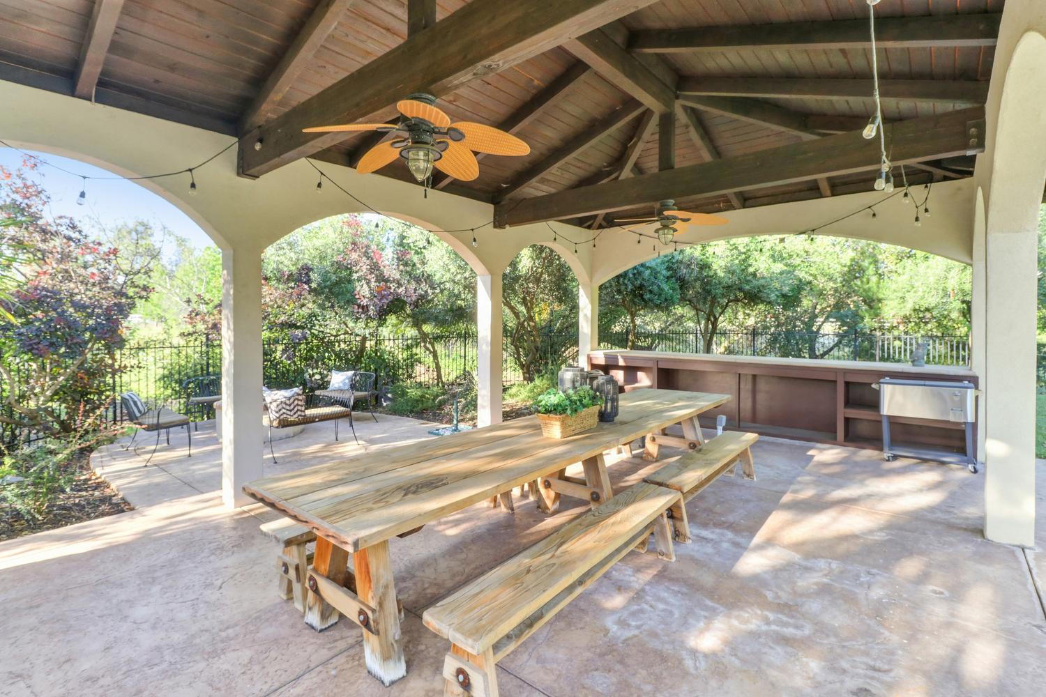 5052 Eureka Road