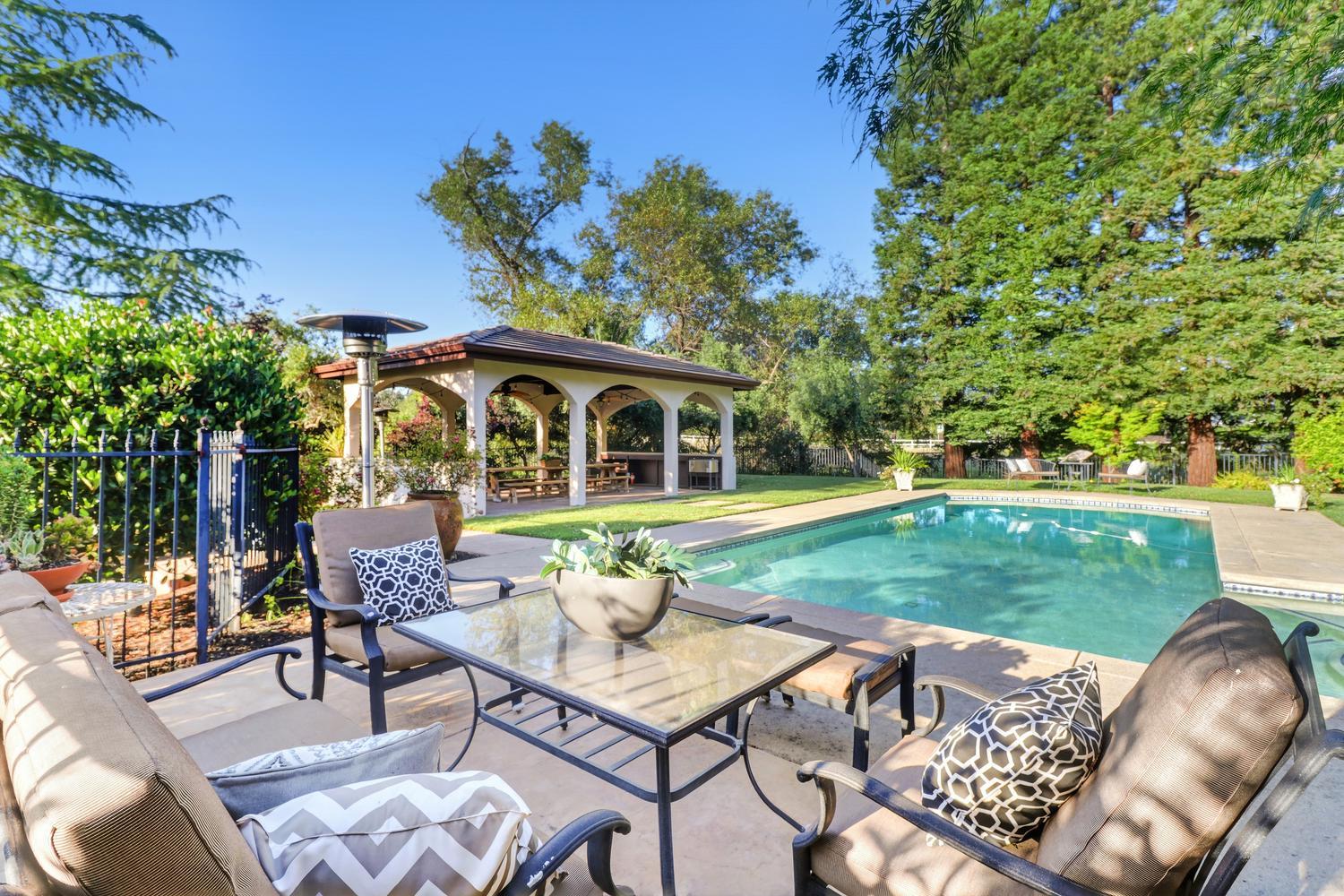 5052 Eureka Road