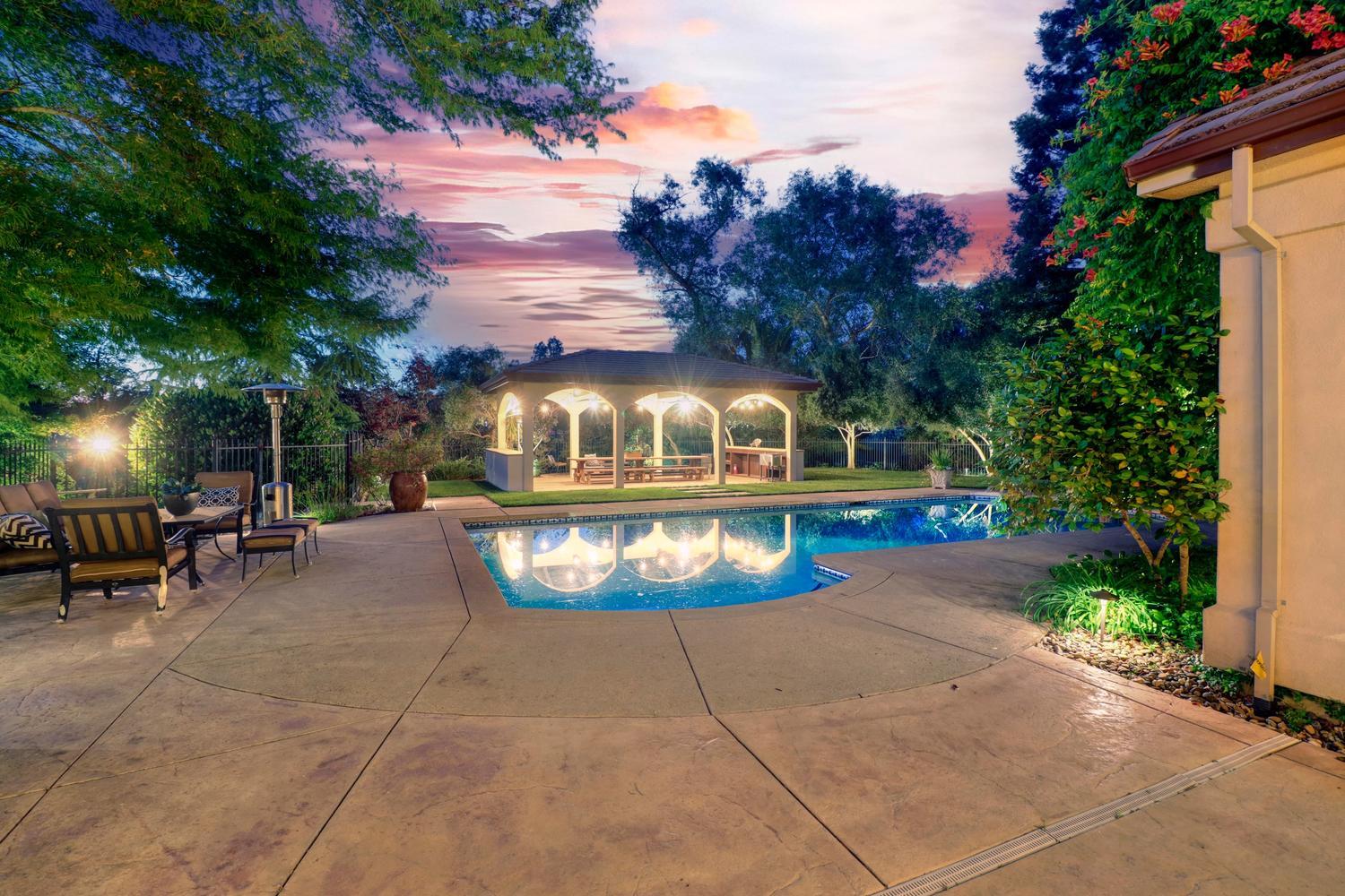 5052 Eureka Road