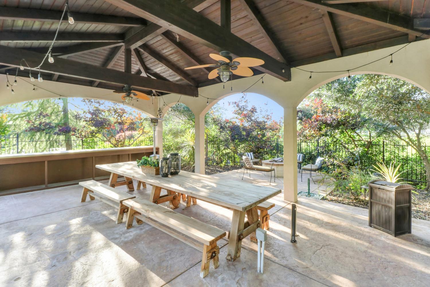 5052 Eureka Road