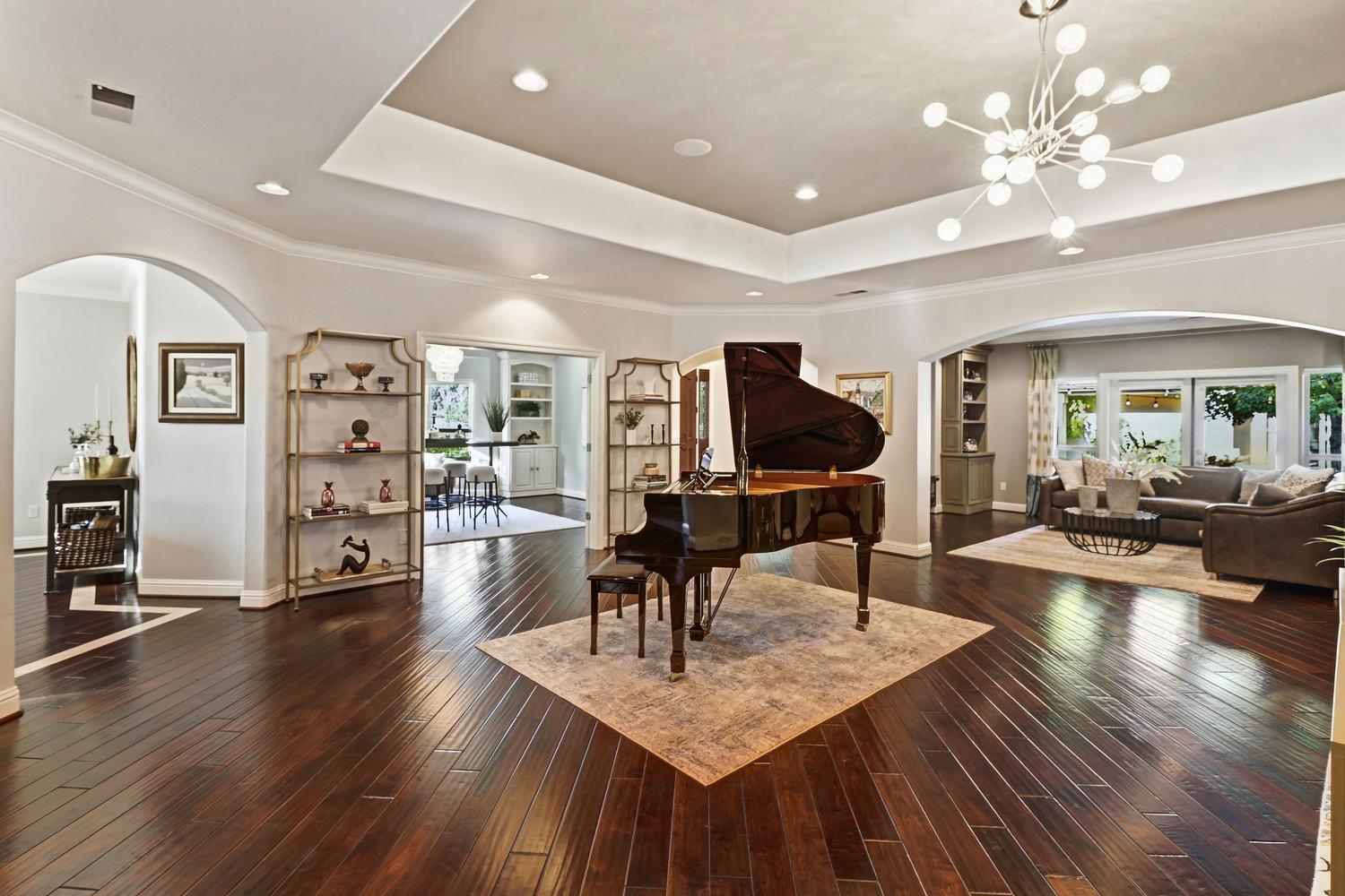 5052 Eureka Road