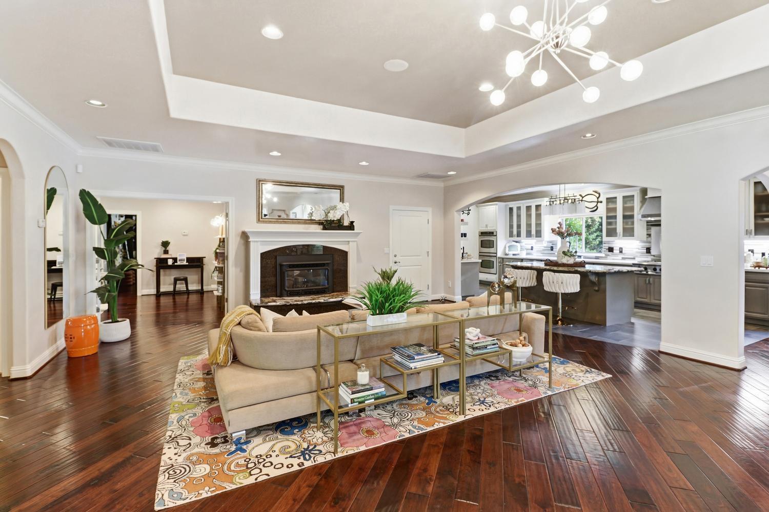 5052 Eureka Road