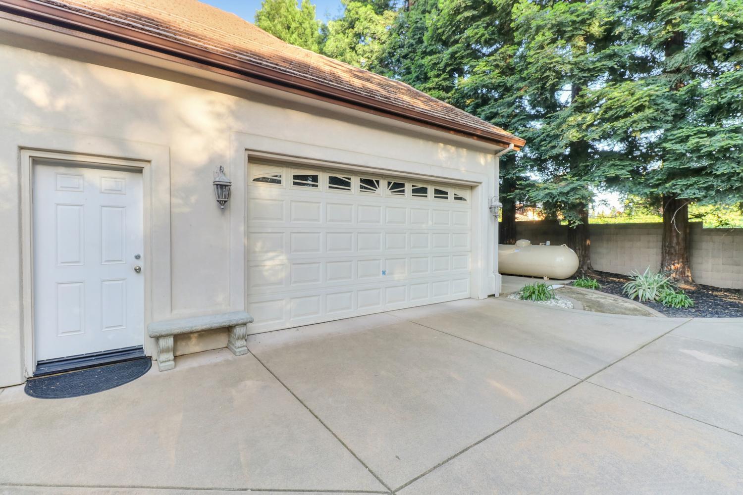 5052 Eureka Road