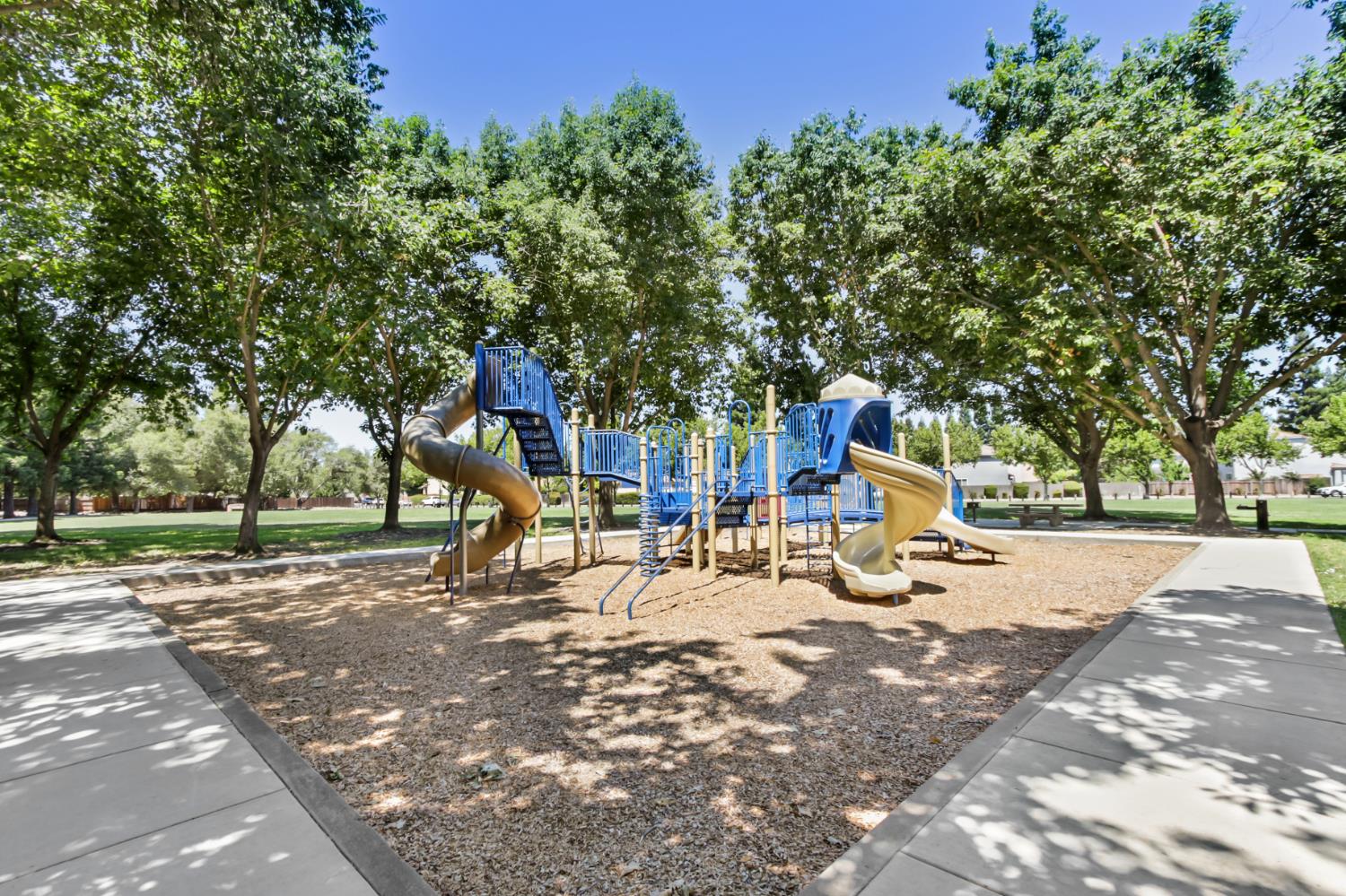 11348 Sabalo Court