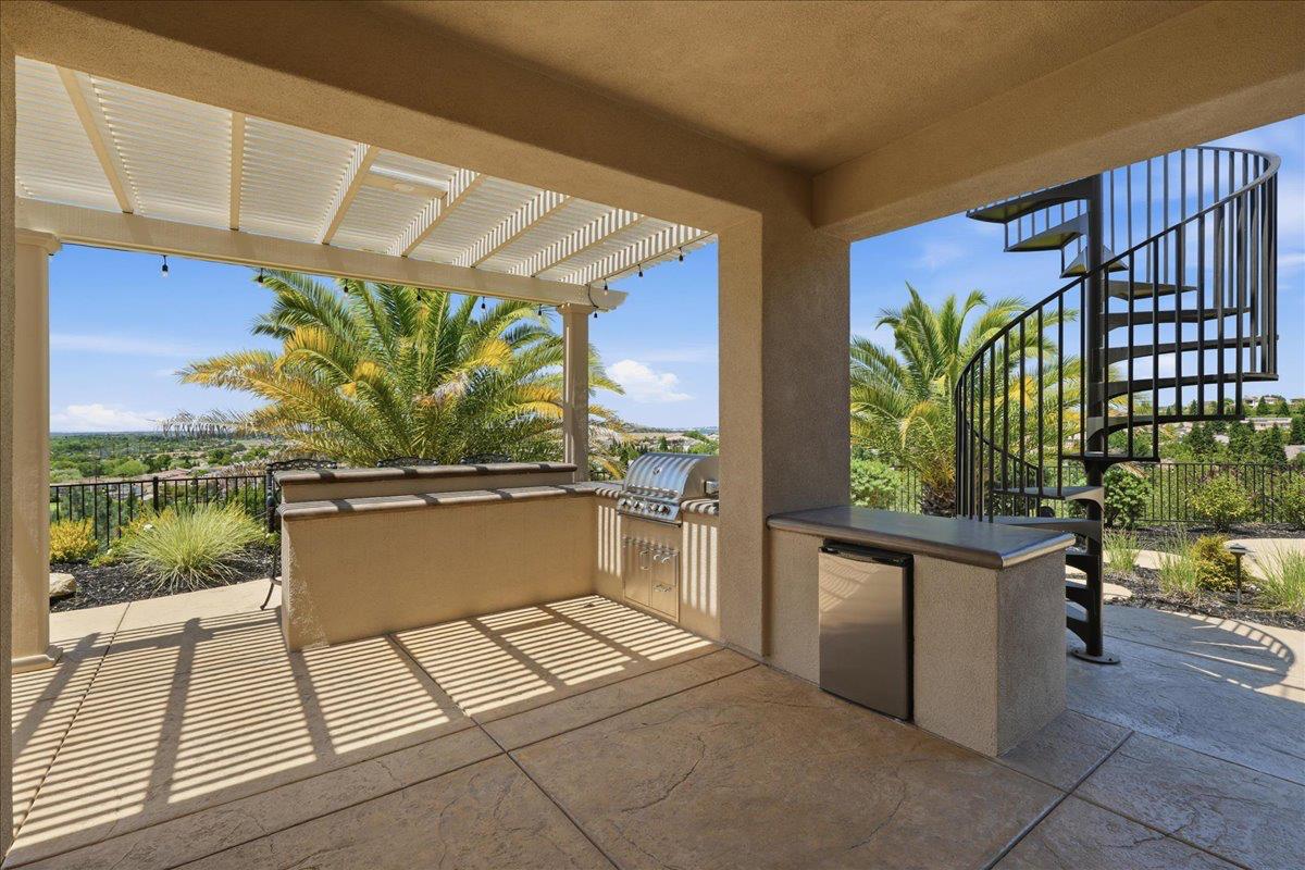 1514 Elmores Way