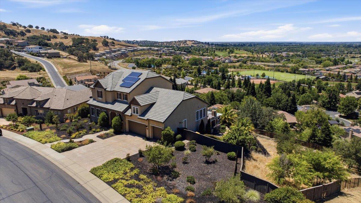 1514 Elmores Way