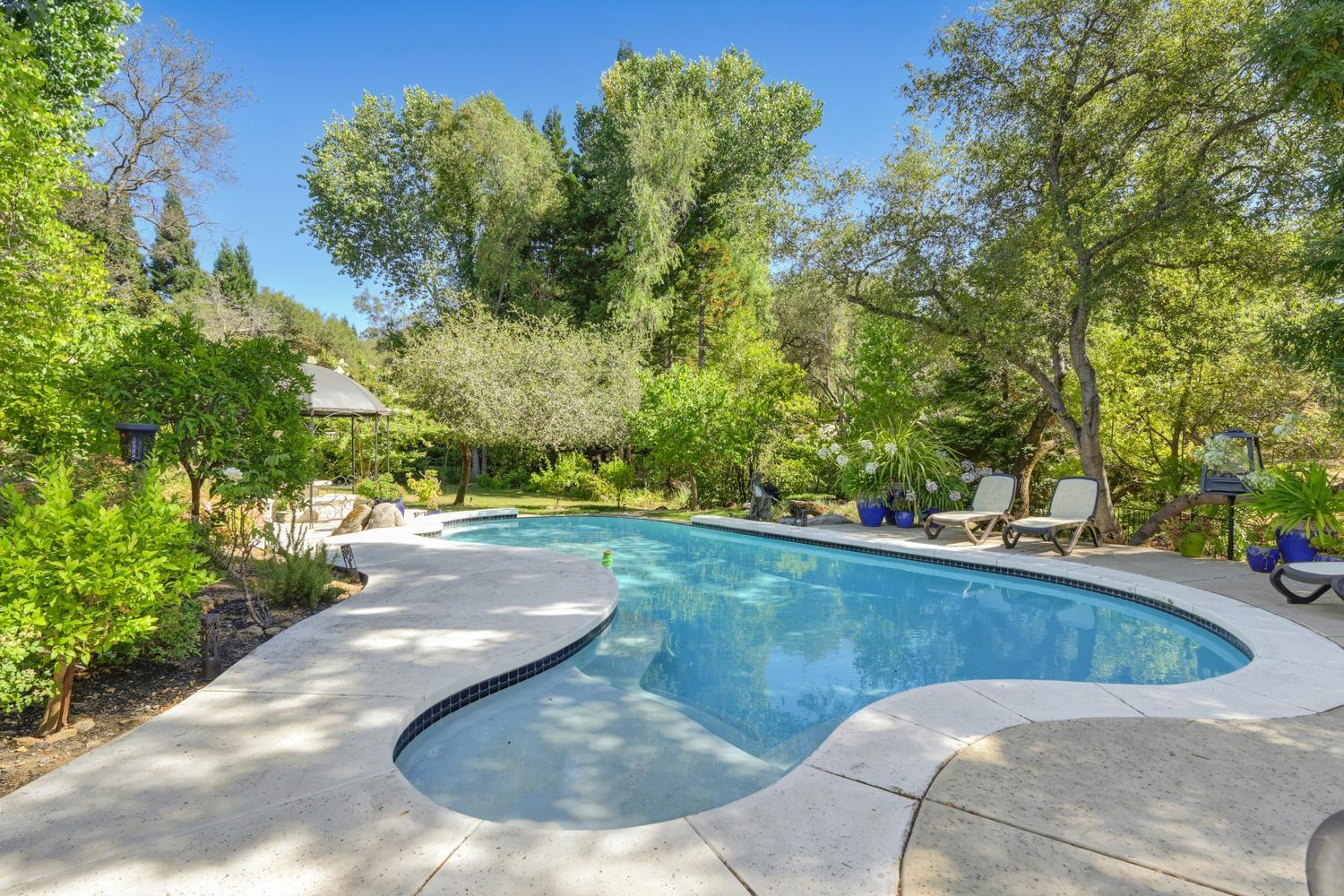 6207 Calle Montalvo Circle