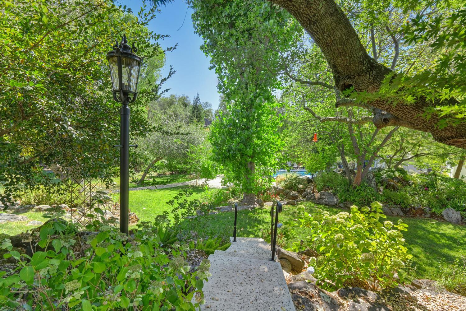 6207 Calle Montalvo Circle