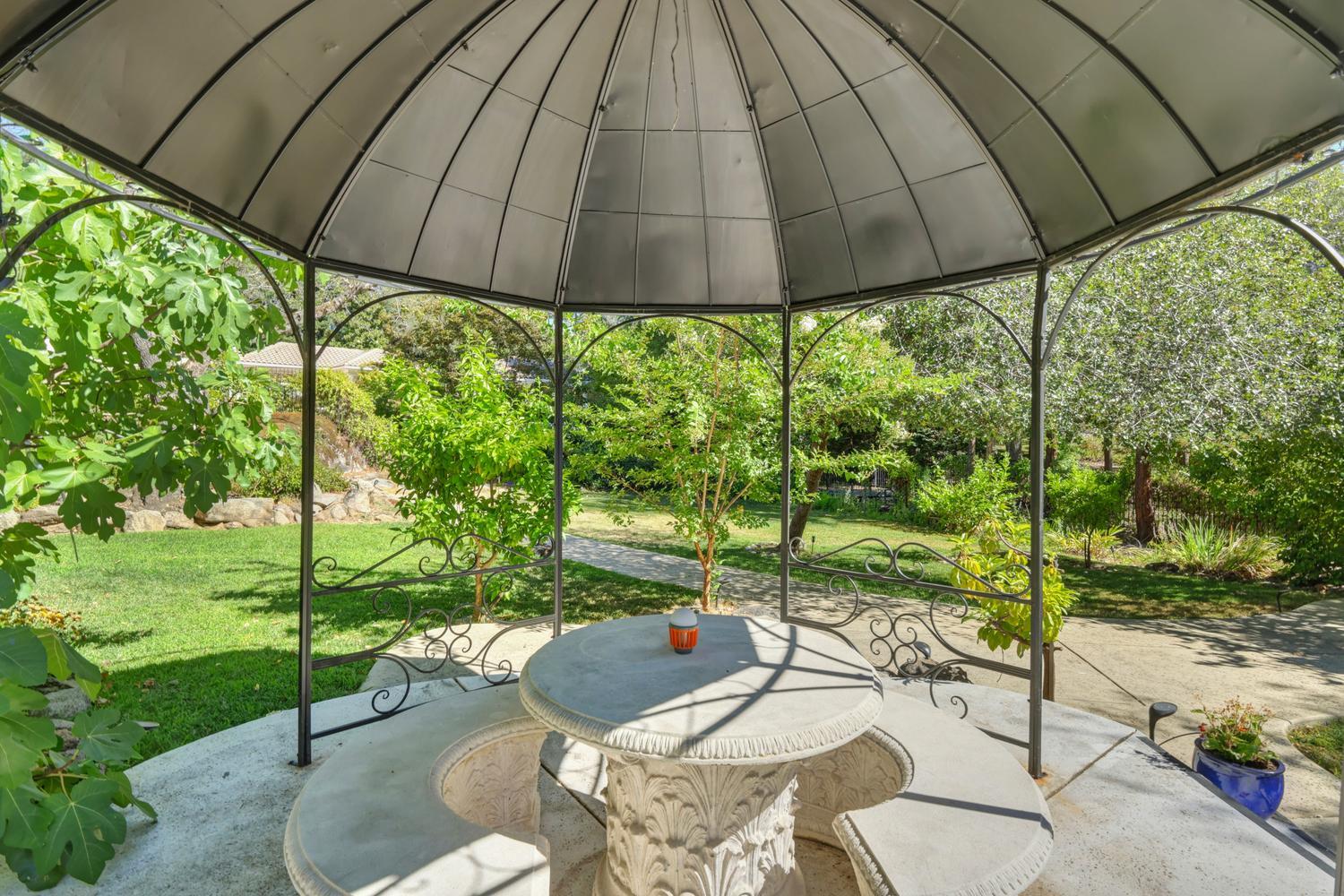 6207 Calle Montalvo Circle