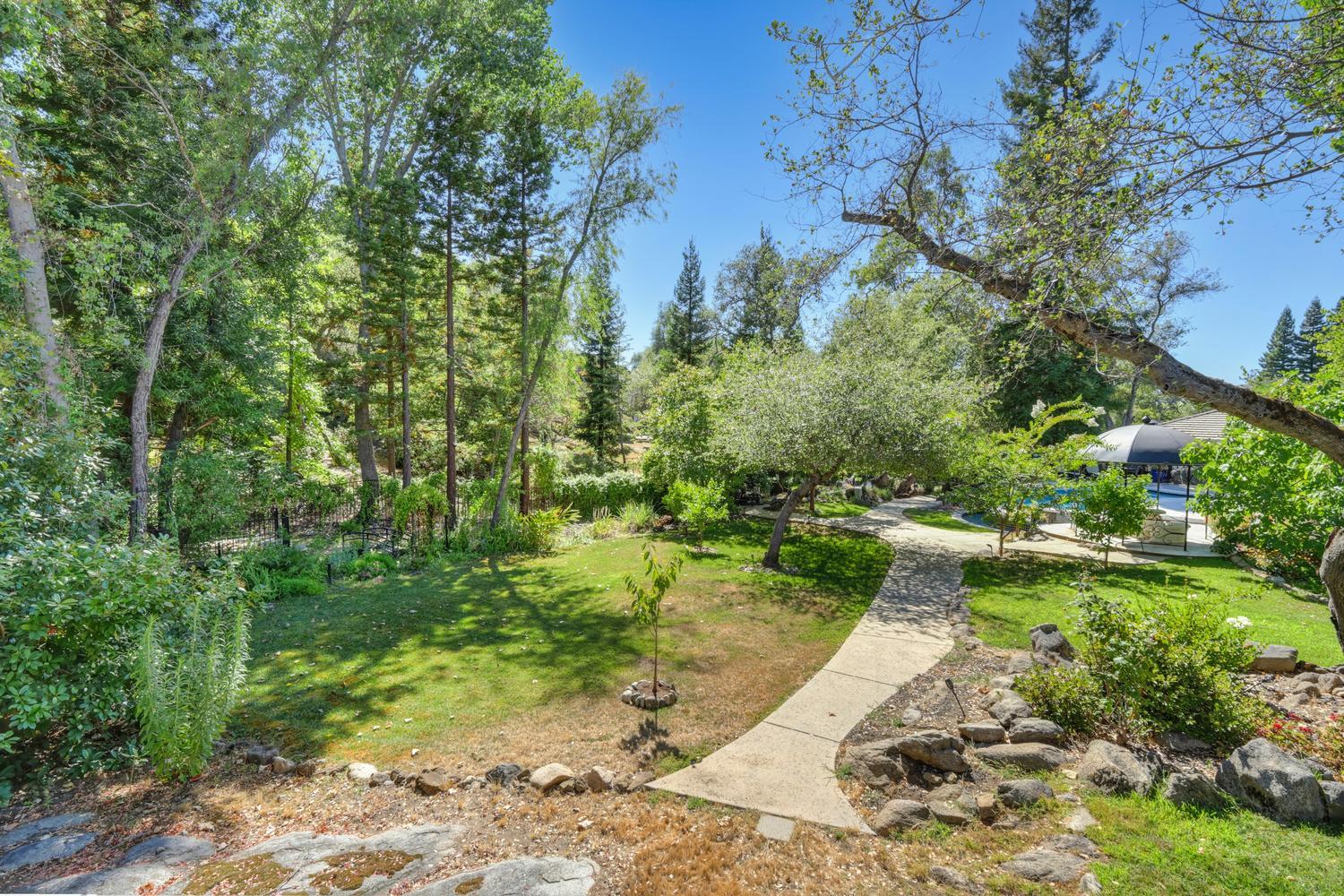 6207 Calle Montalvo Circle